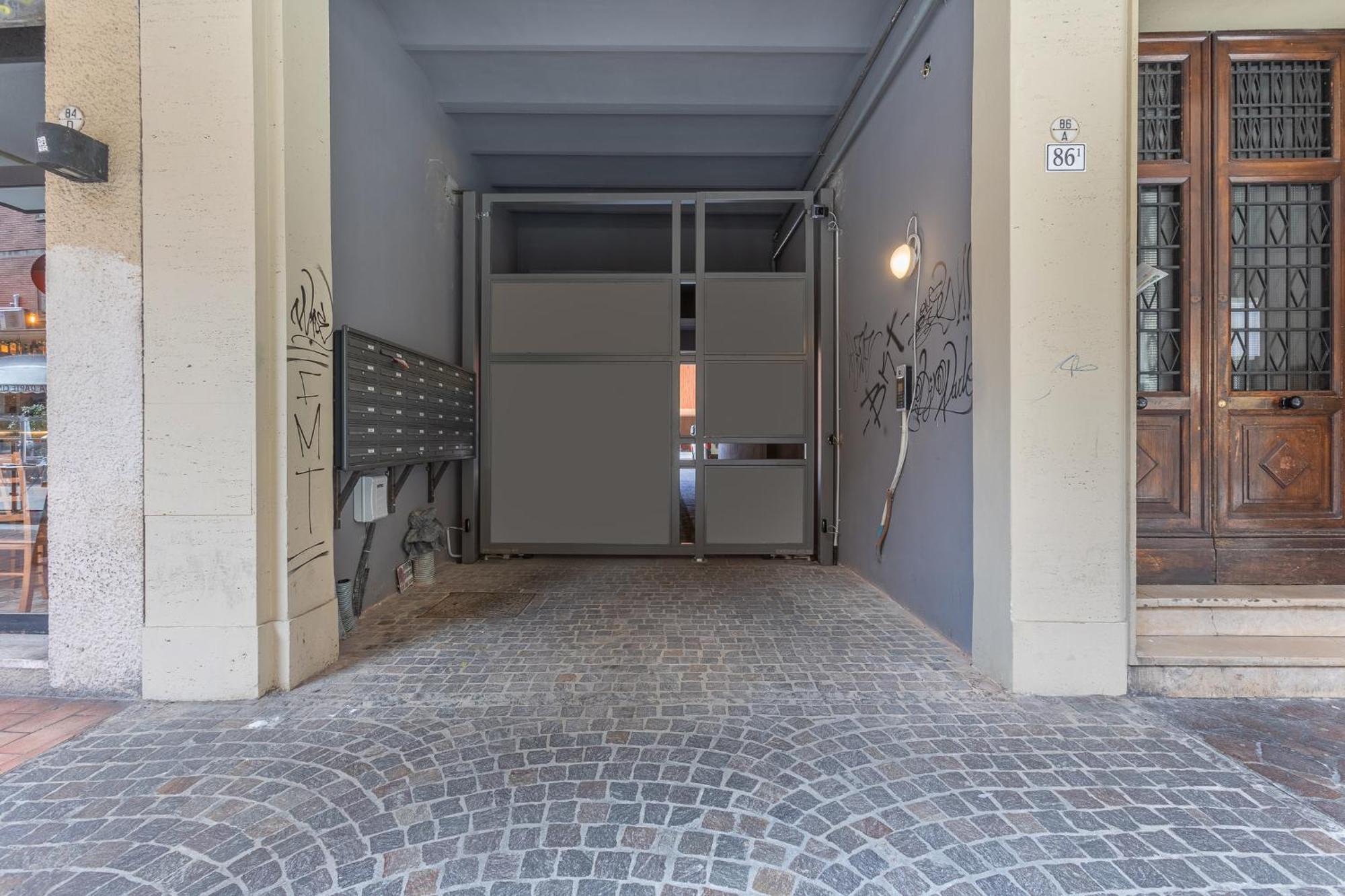 Academy Of Fine Arts -Modern Apt. With Balcony! Bologna Kültér fotó